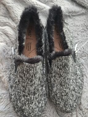 Toms Gray Knit Faux-Fur Lined Slip-Ons